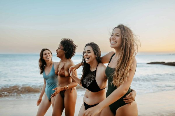 Protégez votre peau avec style : Découvrez les maillots de bain femme anti-UV